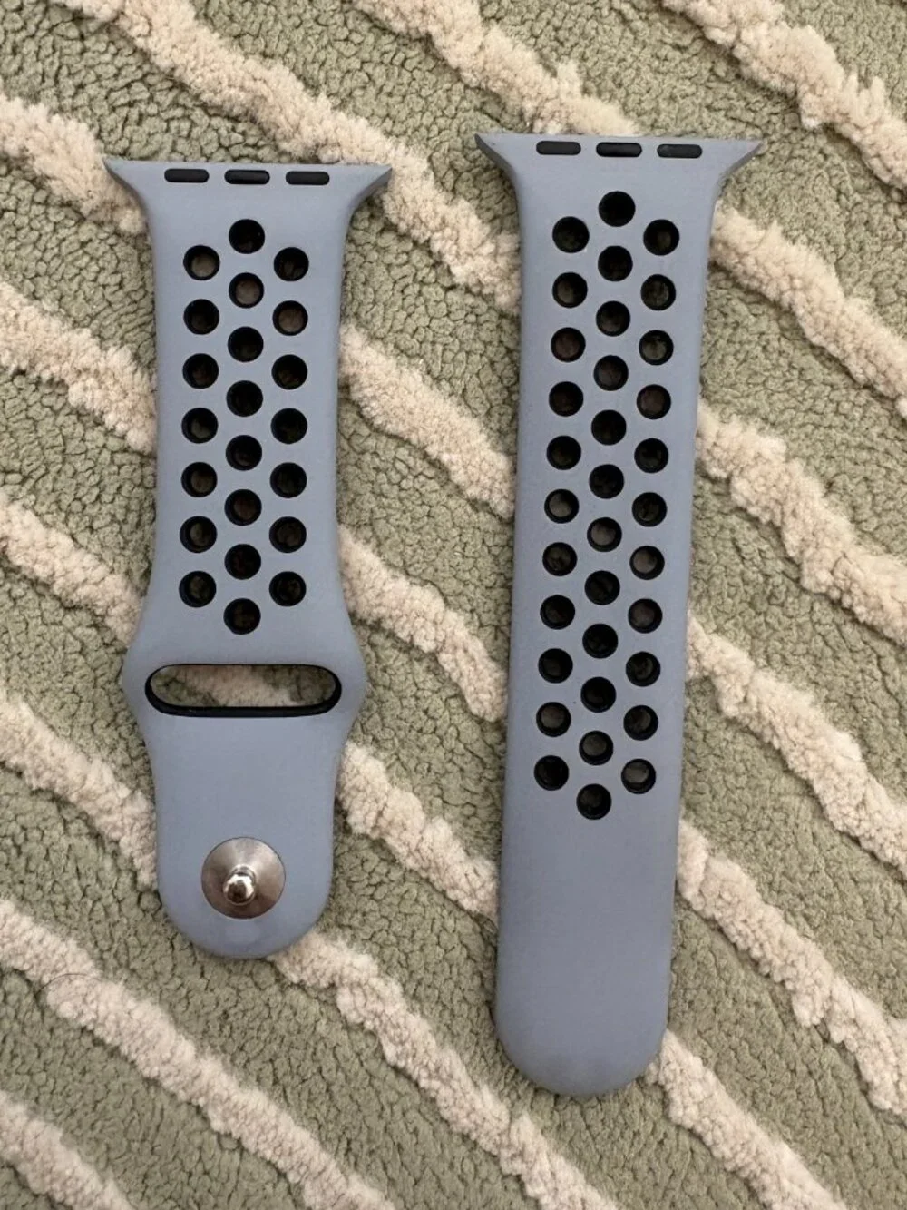 Official Apple Watch x Nike Sport Band - Grey / Black (S/M)